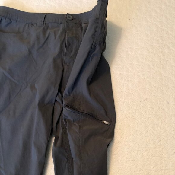 Eddie Bauer Size 14 Cropped Hiking Active Sporty Pant Casual color dark grn/grey - Picture 2 of 6